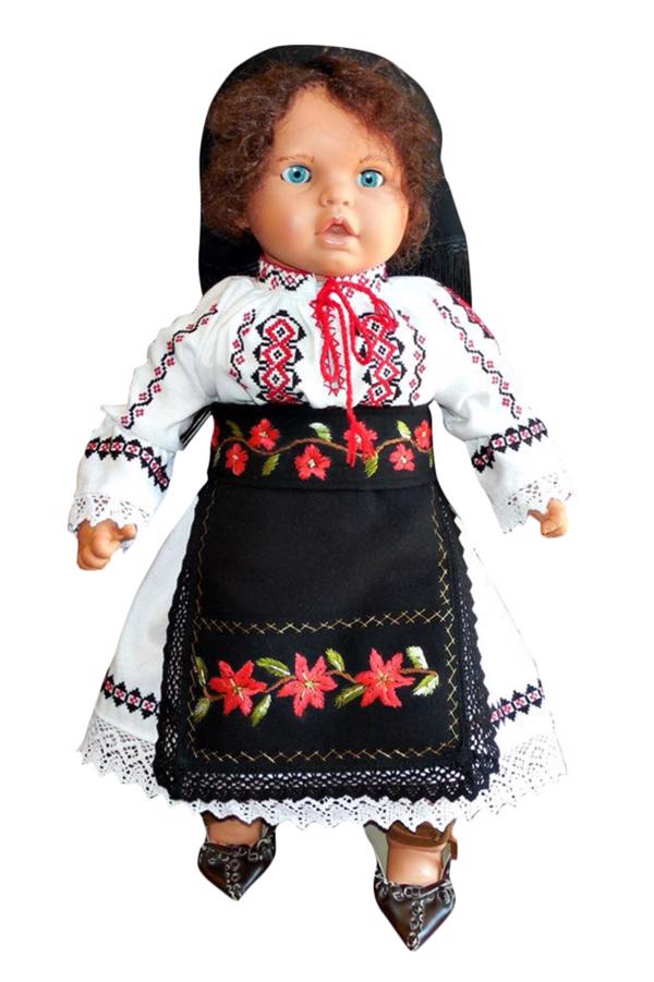 Costum popular de botez, Letitia