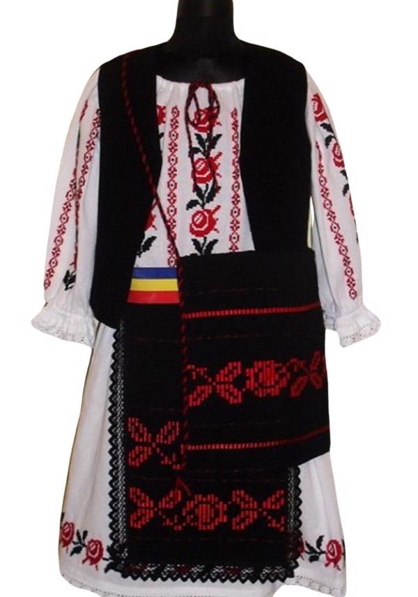 Costum Popular Dumbrava
