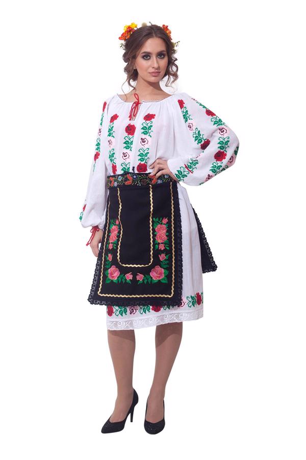 Costum popular femei Ionela