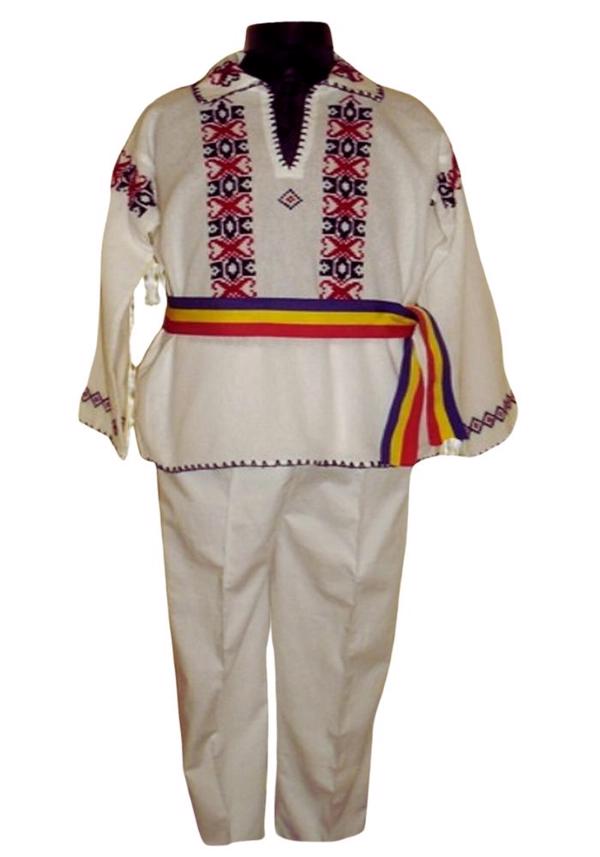 Costum Popular Ianis