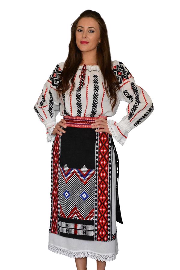 Ie Traditionala Antoanela
